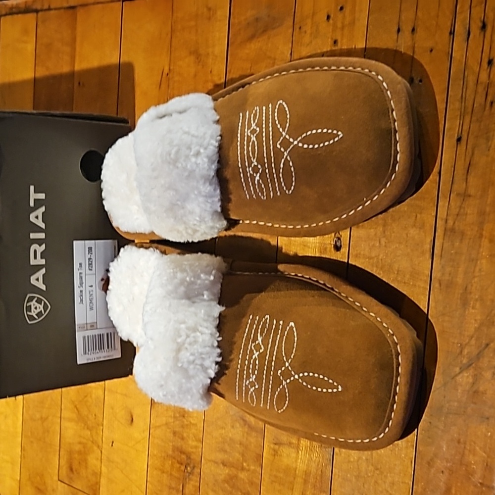 Ariat Jackie Square Toe slippers